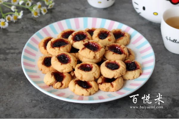 零失敗的果醬拇指餅干做法，入門級(jí)別烘焙，新手也能做好